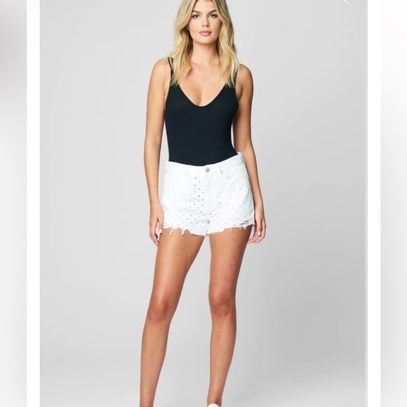 BlankNYC Women’s White‎ The Barrow eyelet cutoff shorts NWT Sz 27 high rise - Picture 1 of 9